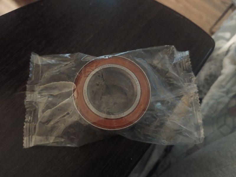 Продам стартер на 3 болта, форсунки 502 номер, новый ступичный подшипник, бензонасос, регистратор, м...