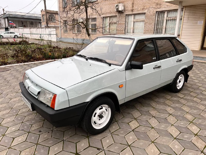 в продаже ранняя 2109 1987 года выпуска в оригинальном состоянии с родным пробегом 75 тыс км без ри...