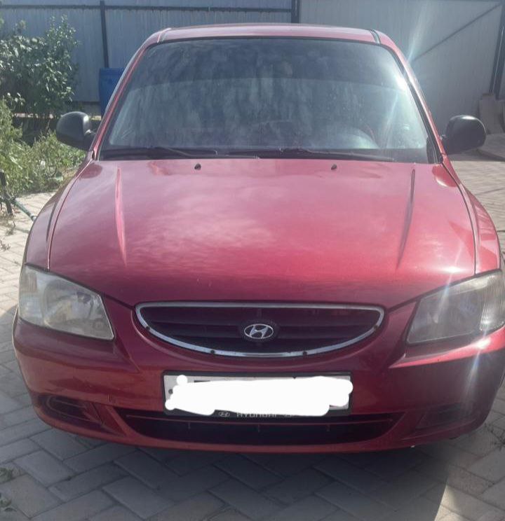 Продам Хендай Акцент 2006 г.в. гур, кондей, чистый ухоженный салон, движок ходовка в норме, своеврем...