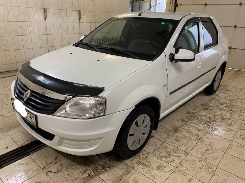 Продам Рено Логан в хорошем состоянии я хозяин. 2013 год двигатель 1.6 8кл. пробег 190 тыс. На зимне...