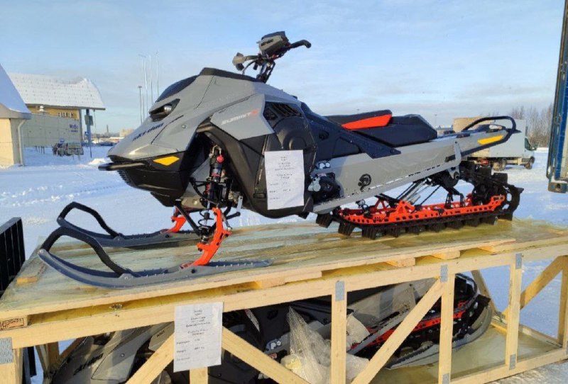 BRP Ski-Doo Summit X Expert 154" 850 E-TEC двигатель 850 см³, 2-тактный • Год: 2025 (модельный ряд ...