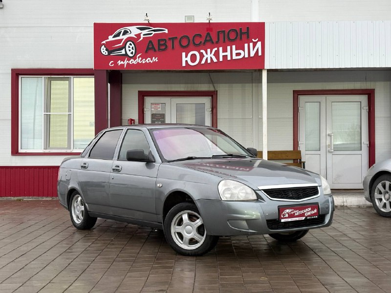 Приора На 16кл. моторе 2010 года, 4 хозяина, ПТС оригинал 2 эсп, ЭУР, электрорегулировка зеркал, ау...