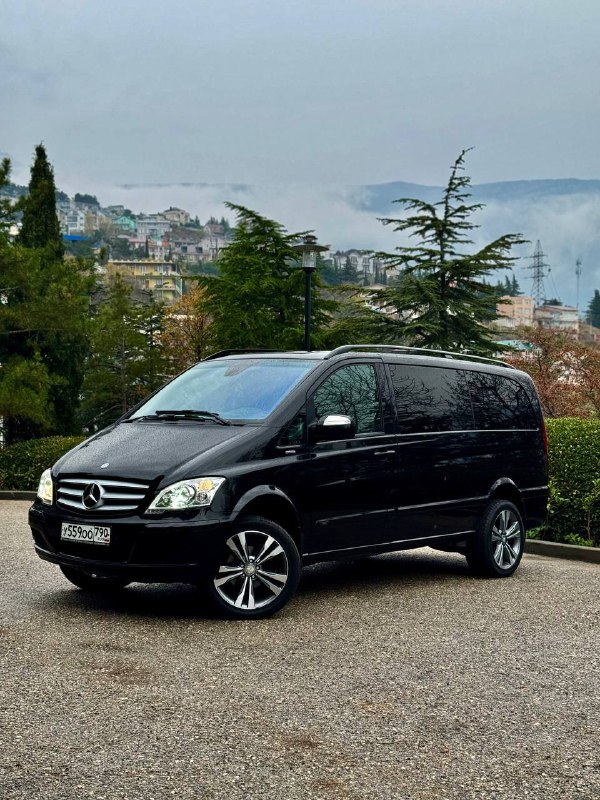 ‼️Срочная продажа! ‼️ Mercedes Viano 2012 год 2.2 дизель AT (163л.с.). 4 MOTION (полный привод) ...