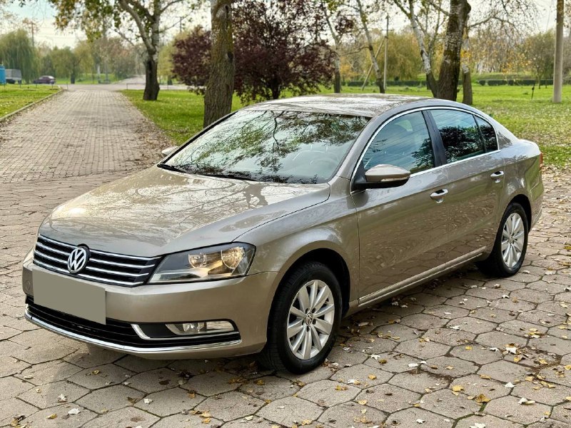 Volkswagen Passat B7 на автомате
2012 год, пробег 153 612 км, двигатель 1.8 TSI (бензин) 
Кузов полн...