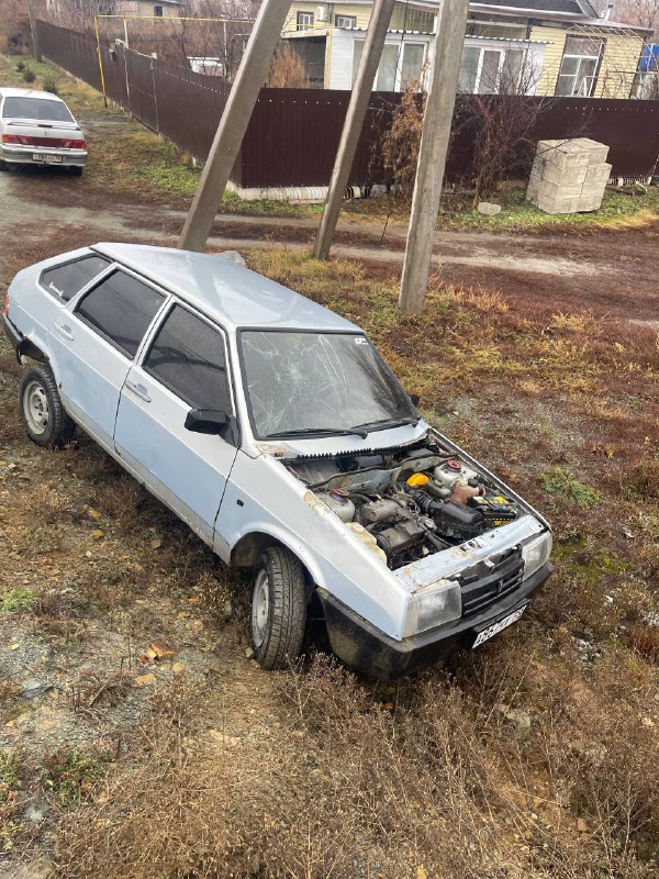 25 тысяч нет торга прям сейчас,нужно заменить прокладку гбц панель ваз 2114 доки есть на учете!....