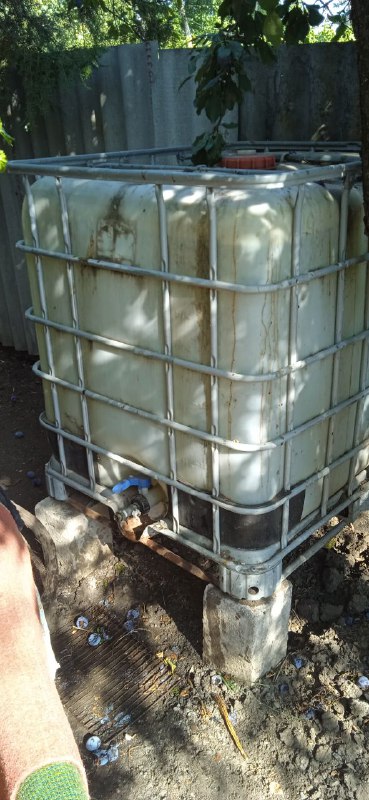 Продаётся. 
Мариуполь. Левый- Восточный.
Т - +7949 72 73 905....