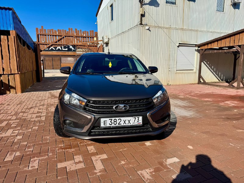 Продам Lada Vesta 1.8 2018 год (122 л.с.) пробег 160.000 км. 
ОДИН ВЛАДЕЛЕЦ !!!
Машина в идеальном с...