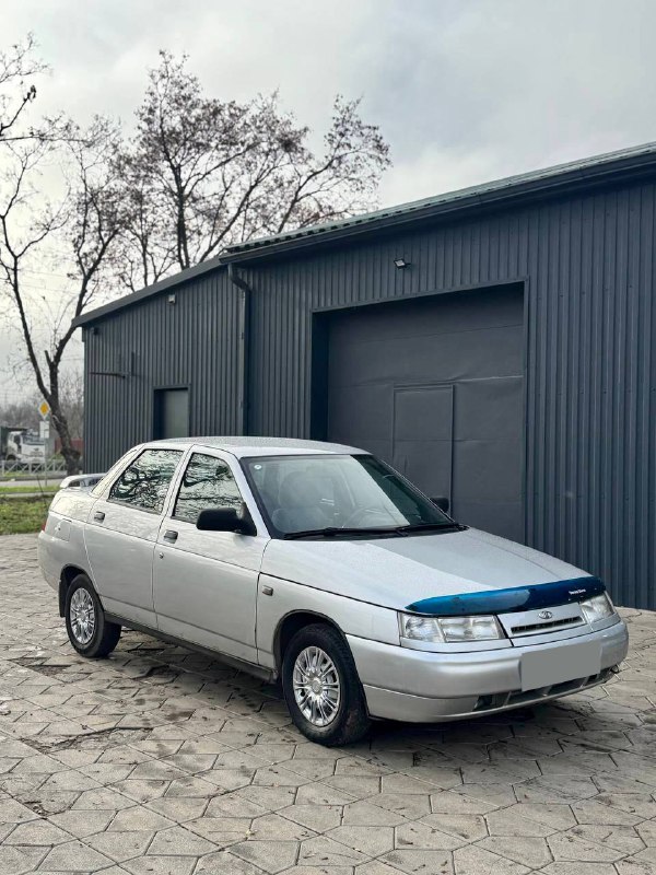 Продаётся ВАЗ 2110 2004 года – местная машина, не пригнанная, я единственный владелец с завода! Проб...