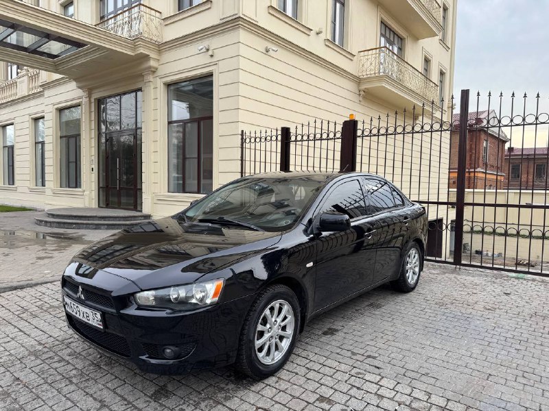 Продам Mitsubishi Lanser 10 максимальная комплектация , 2011 год , пробег 167.000 двигатель 1.6 кпп ...