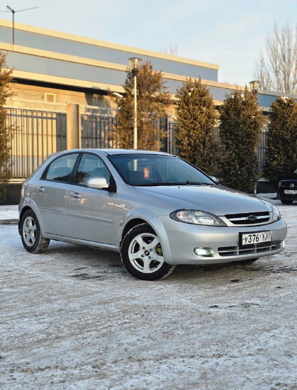 Продам. красивый, надежный, вместительный Chevrolet Lacetti. Год выпуска 2009, пробег 206000 км. Род...