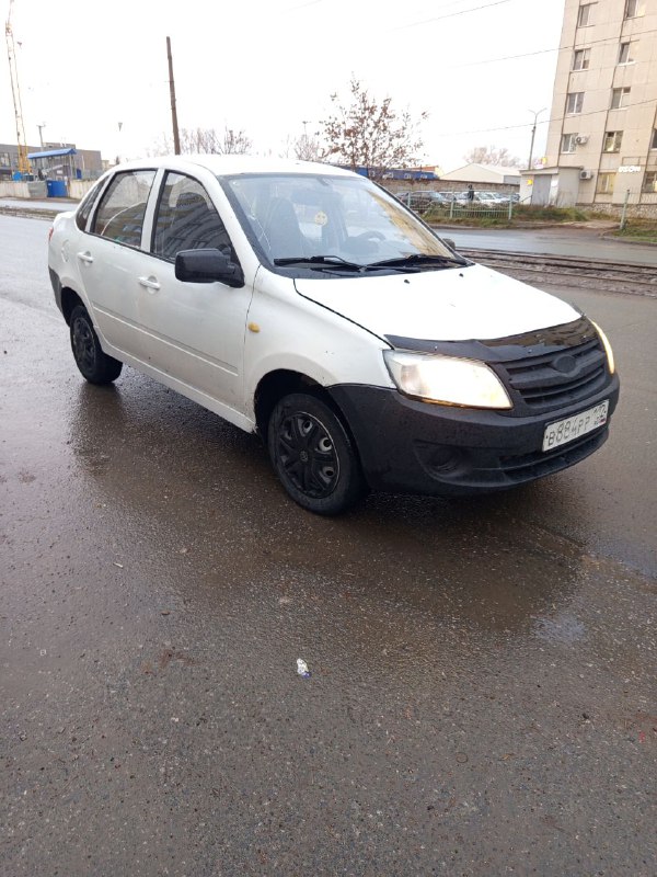Продам ладу гранту в хорошем для своих лет состоянии за все время один собственник с 2012 до 2025 го...