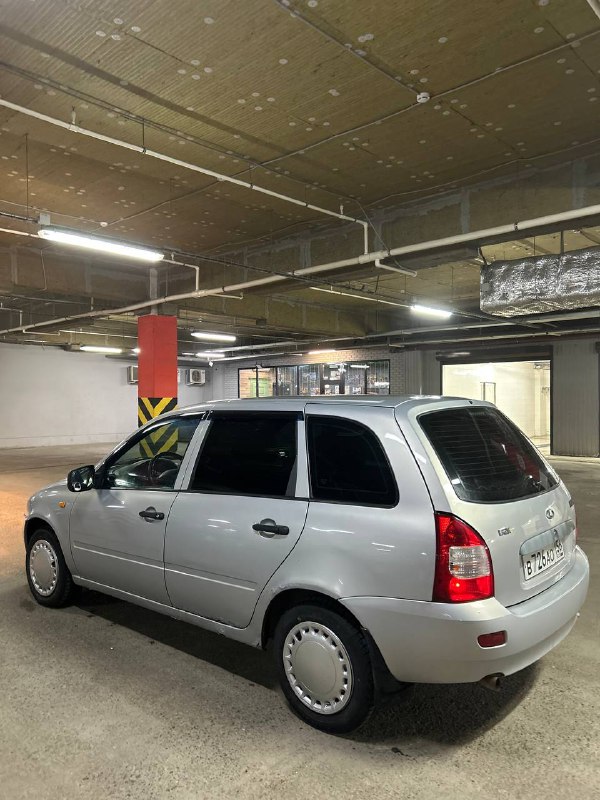 Интересует только продажа 
Продам Калину 2011г.в
Идеальное техническое состояние.(мотор,коробка,ходо...