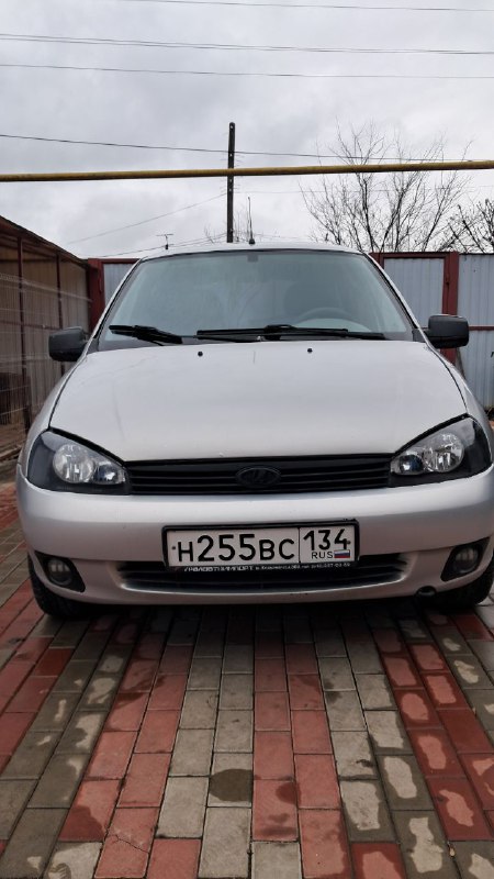 Продаю Лада Калина универсал, 2011. Пробег-175000 км. В комплекте зимняя резина.Цена 320 т.р. Все в...