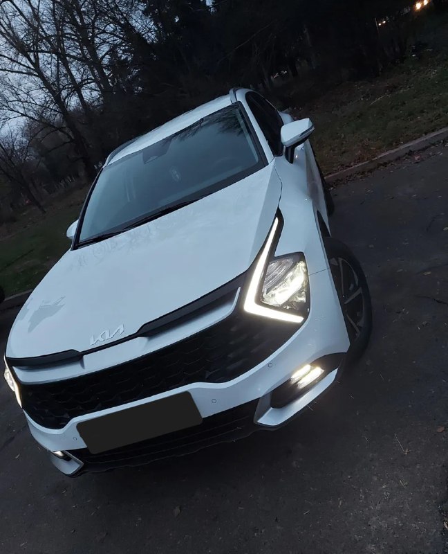 Продам❗️ Kia Sportage 2022 20 000 км Двигатель бензин 2.0 (156 л.с.) Цвет белый Цена: 2.100 000руб. ...
