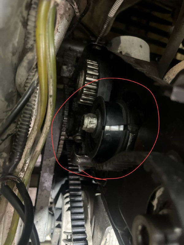 У кого есть ролик для натяжения ремня Грэм ? Срочно...