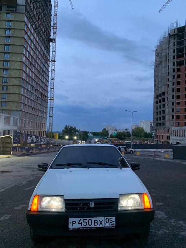 Ваз 21099 2001 год Инжектор Полный ход Доки стс ПТС на учете 65к торг/обмен...