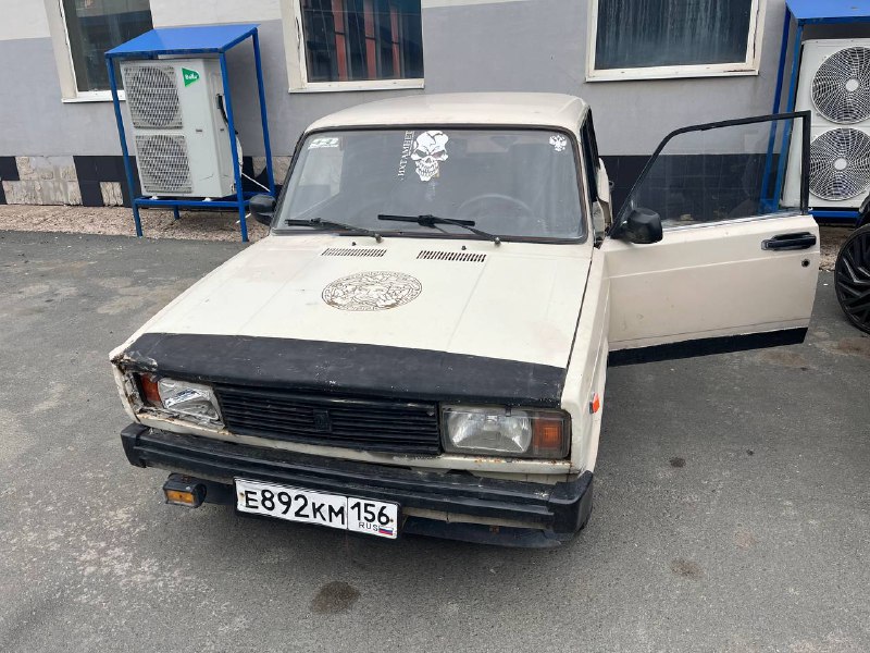 Продается Lada (ВАЗ) 2105 цвет сафари, 1993 года выпуска. Пробег 150 000 километров, 1 владелец в ПТ...