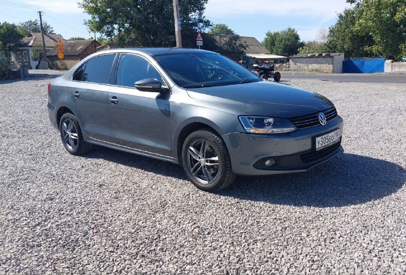 Продаю VOLKSWAGEN JETTA 2012года.
Мотор 1.6 атмосферный на автомате. Мексиканская сборка.Пробег 1800...