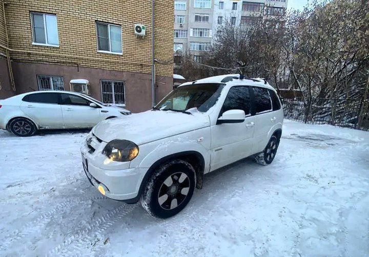 Продается Chevrolet Niva 1.7 MT Год: 2016 Пробег: 57 990 км Город: Казань Цена: 735 000₽ 890467462...