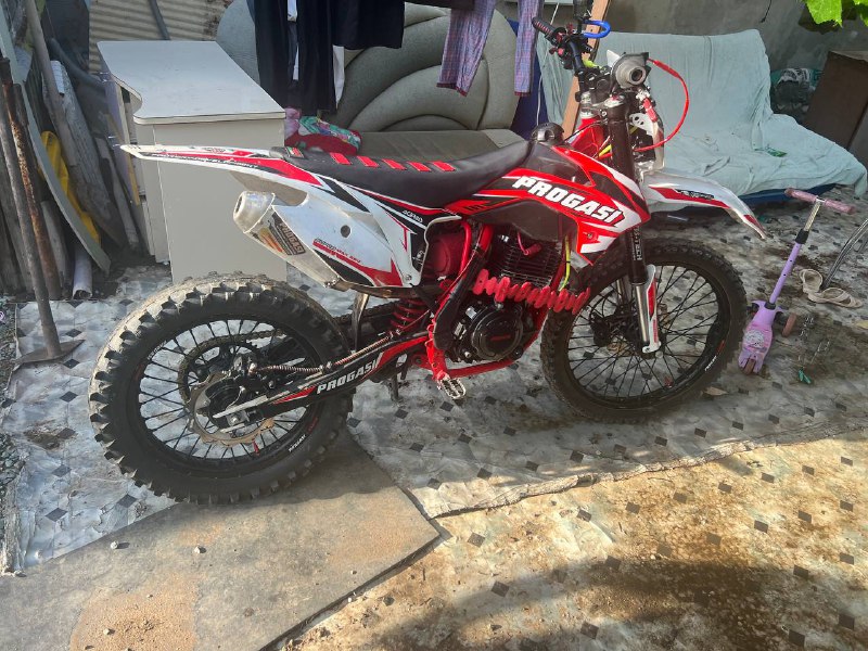 Мотор откапитален полностью Едет бодро Nibbi pwk 32(оригинал) Дублер от stg Перешитое седло Защита...