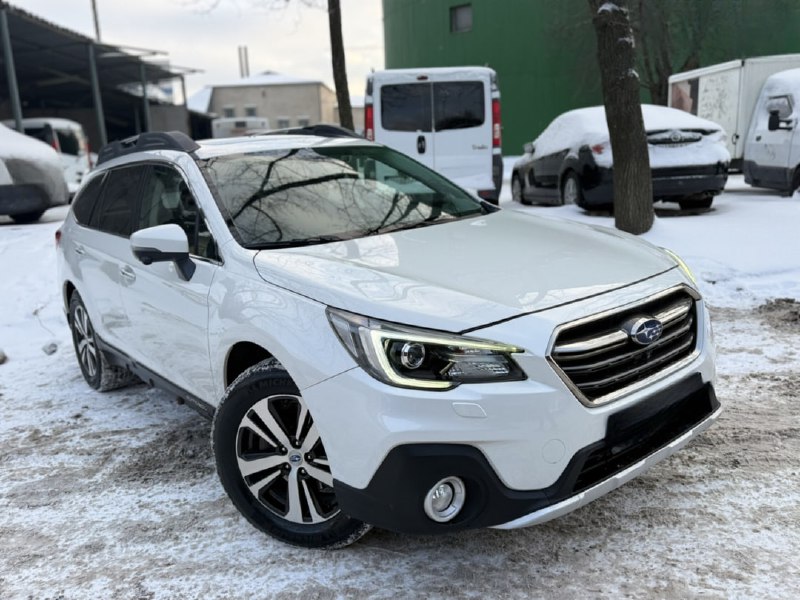 Продам Subaru Outback 2018 Пробег:92 тис.км Двигатель:Бензин, 2.5 л Коробка:Автомат Привод:Полный Це...