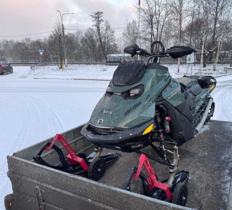 BRP Ski-Doo Summit X Expert 154" 850 E-TEC Turbo R 26MY • Мощность: 180 л.с., двигатель 850 см³, 2-т...