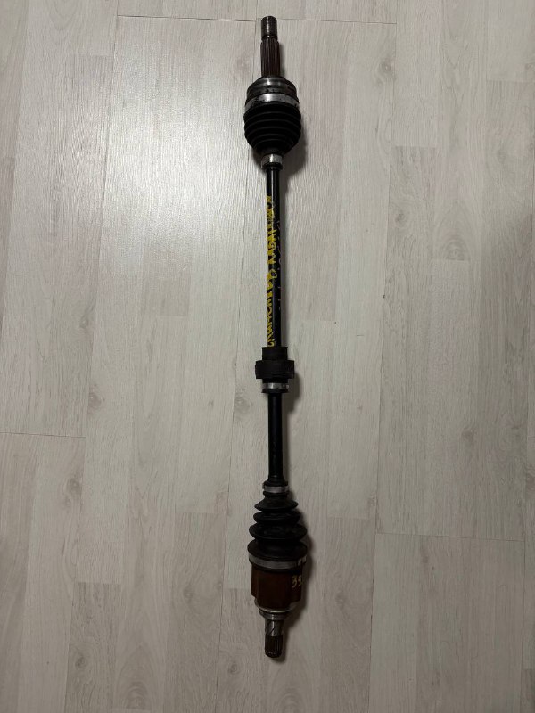 Продам правый привод с пробегом 32000км. Снят со второго поколения b43w передний привод. В отличном ...