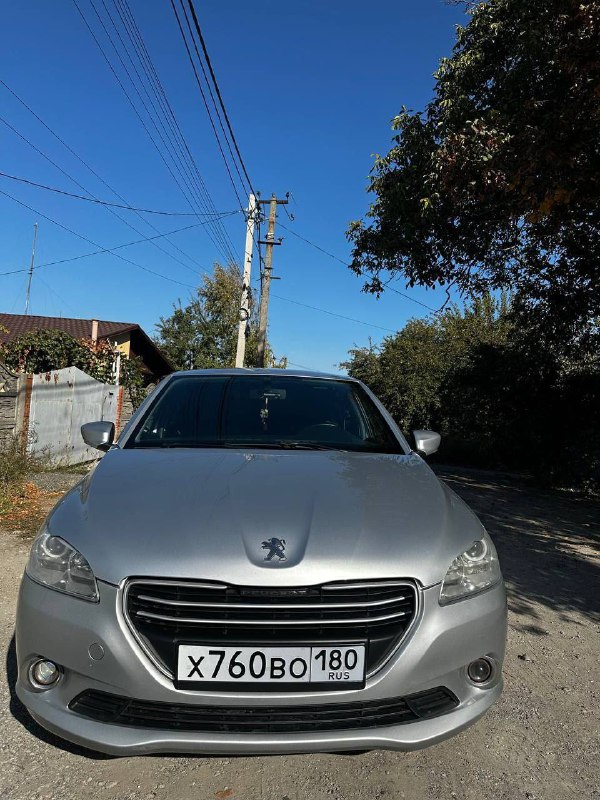 ‼️Продам Peugeot 301‼️ВХОРОШЕМ СОСТОЯНИИ!!! 
2014г.
1.6 ДИЗЕЛЬ,РАСХОД 5.5 л,КПП МЕХАНИКА,БЕЗ ДТП 100...