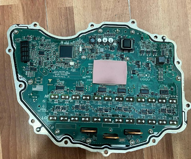 Инвертор Tesla model 3/Y performance "1120980-00-F" в наличии, полностью исправен, снят с исправной ...