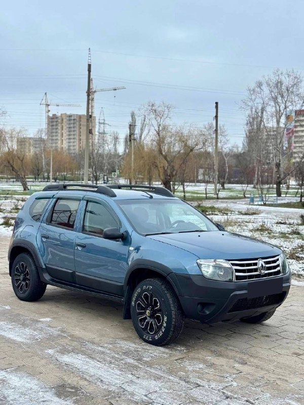 Продаю Renault Duster 2014 года в шикарном цвете! Пробег 243.400 км, двигатель 1.6 K4M бензин, механ...