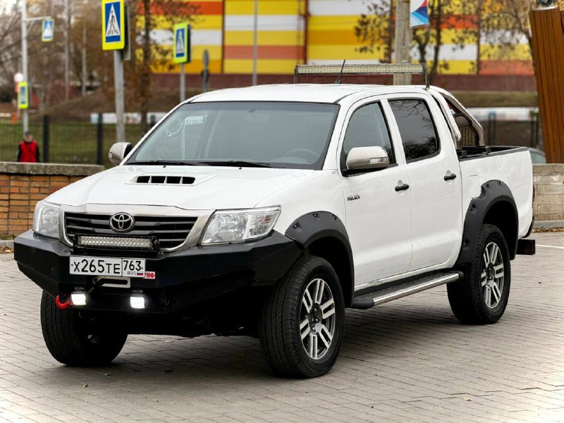 Toyota Hilux 2012 год. 2.5 дизель. 290 тыс. пробег Автомобиль в идеальном техническом состоянии, вс...