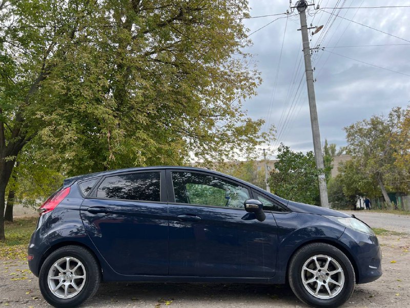 Продам Ford Fiesta 
Мотор 1.4 Турбо Дизель 
2008 год 
209 тыс пробег
Комплектация полная 
Мультируль...