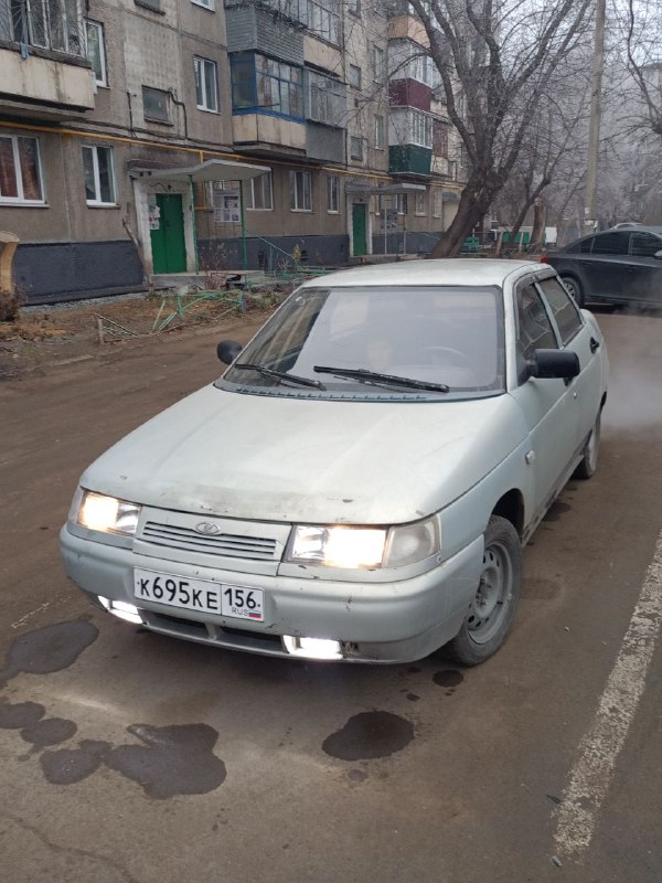 ВАЗ 2110, 8клоп, карбюратор, 1999г Есть жизненные моменты по кузову. Ходовая вся новая, документы в ...