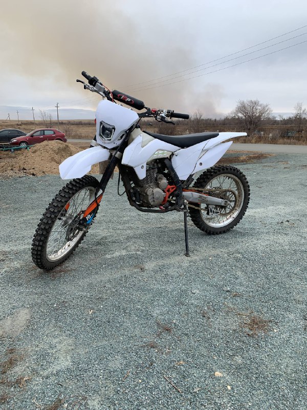 Продается Кайо к1 250 мх мотоцикл в отличном состоянии сел поехал, стоят новый рычаг переднего тормо...