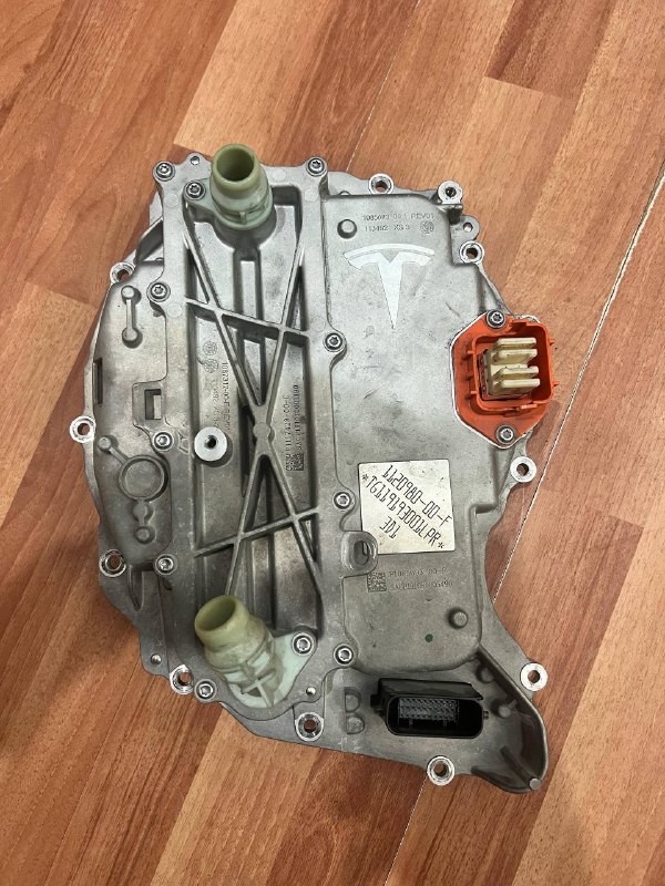 Инвертор Tesla model 3/Y performance "1120980-00-F" в наличии, полностью исправен, снят с машины, пр...