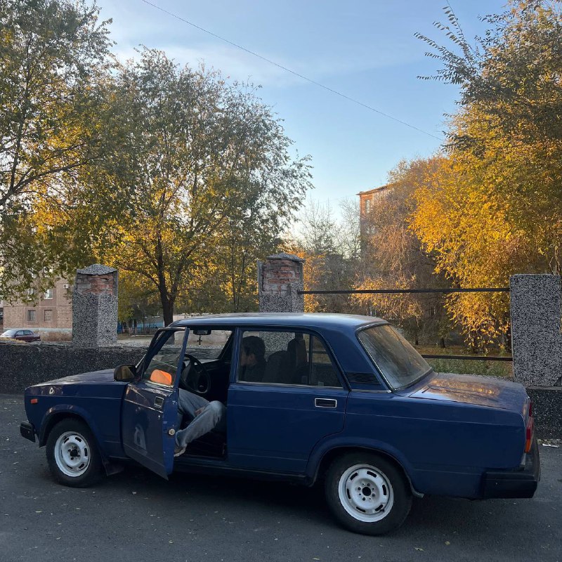 Продам ваз 2105 2007 года Инжекторная Стоит на учете продажа от собственника На зимней резине(лет...