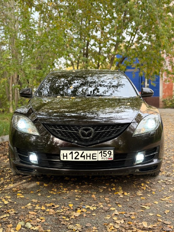 Продам Мазду 6 GH лифтбек, 2 литра автомат, 2008 года выпуска, пробег 195000 км. Стекла родные, трещ...