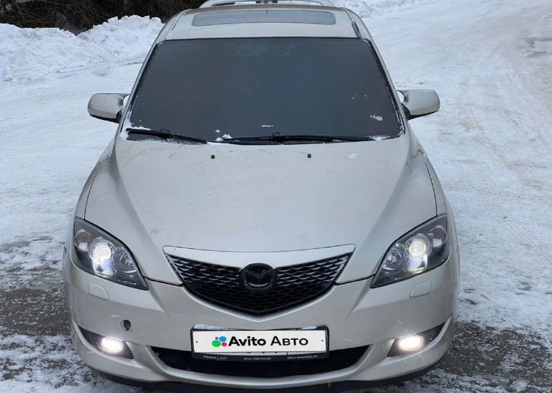 Мазда 3 1.6 АКПП 2005 год. 4 хозяина. Хорошая комплектация с люком. Цена 385 тыс. Без торга. Маши...