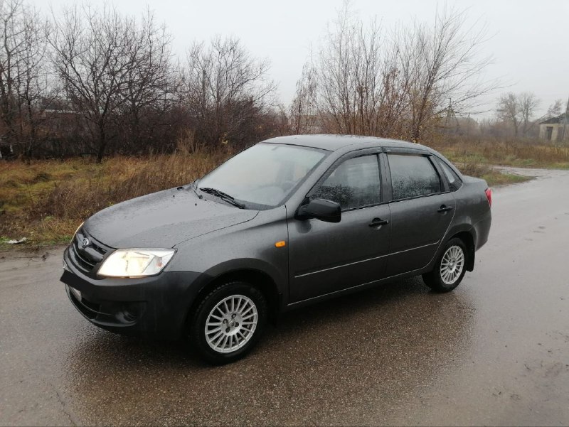 Продам Лада Гранта 2014 года выпуска Без ДТП, не бита, не крашена, Родной пробег 60 т.км стекла все ...