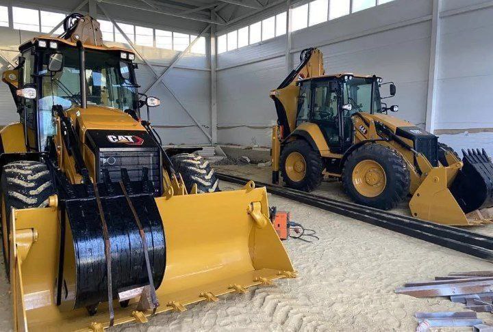 Экскаватор-погрузчик CAT 444F, 2022 год Новый. 8.927.137.29.17 вацап Псм нет Москва Доставка ЦЕН...
