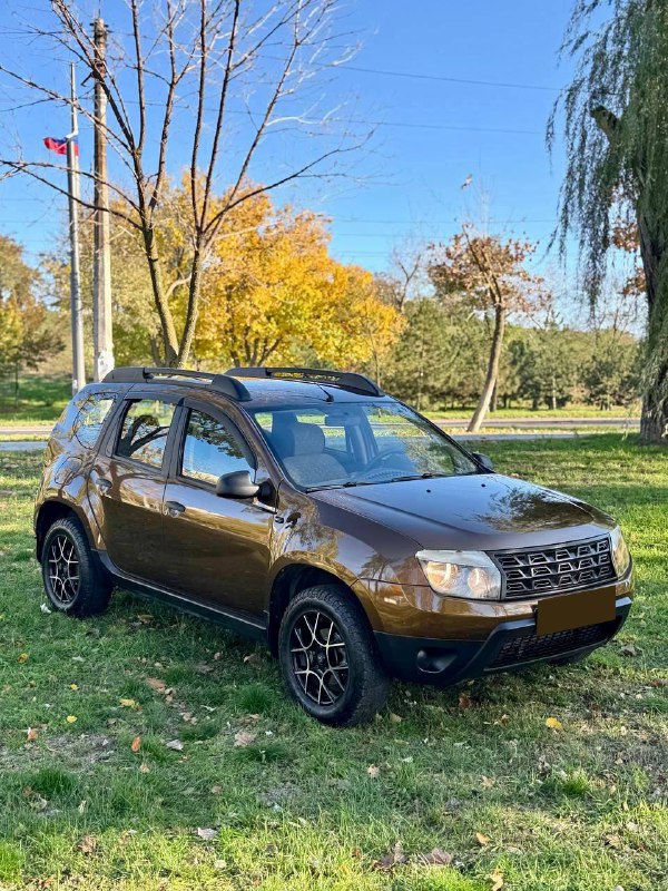 Продаю Renault Duster 2014 года – ухоженный кроссовер 4x4 в отличном состоянии! Пробег 141.800 км, д...