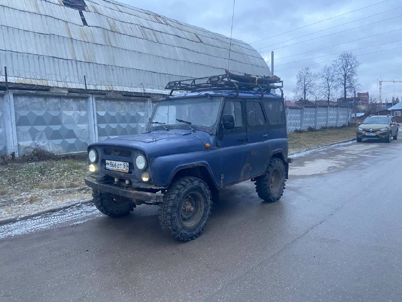 В продаже УАЗ-315192 2003 год. Куплен в 2004 2 владельца Пробег 86000 , по автотеке 0 На полном уве...