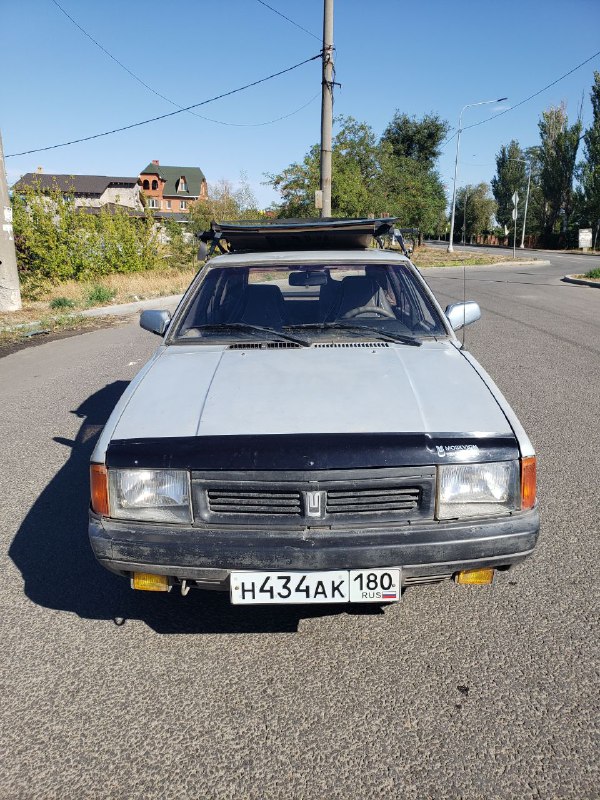Продам Москвич 2141в отличном техническом состоянии, 1991г.в документы в порядке,стоит эл зажигание,...