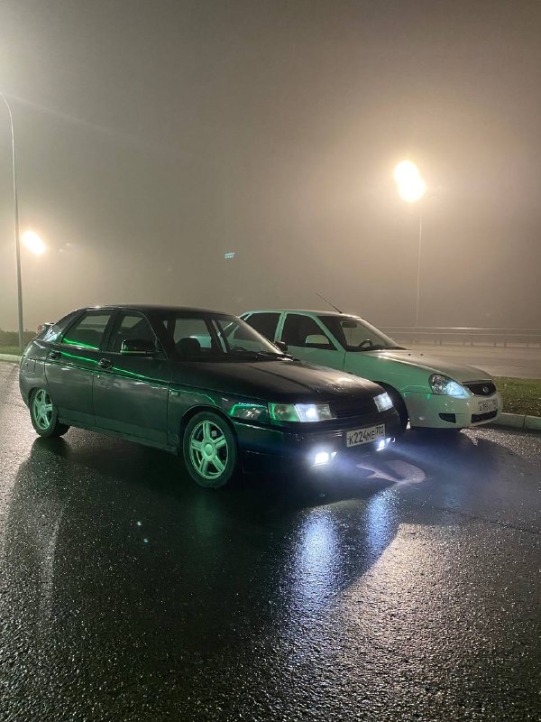 Продам торусы 15тые , целка резина , 25.000₽ либо же обмен на Блэки или Сильверы Так же продам двин...