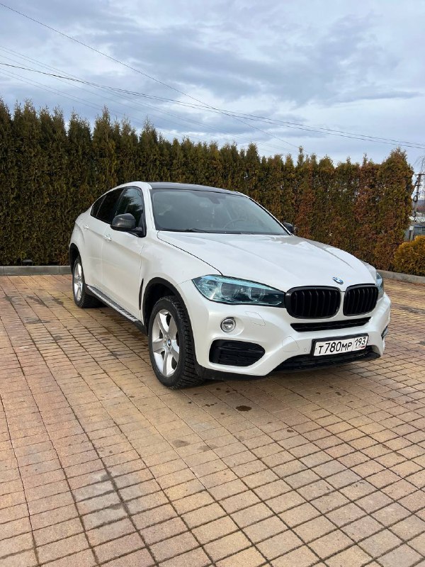 BMW X6 3.0АТ/306л.с Год выпуска: 2015 Полный привод Пробег: 247 000км Цена: 2 600 000₽ Телефон: 8-...