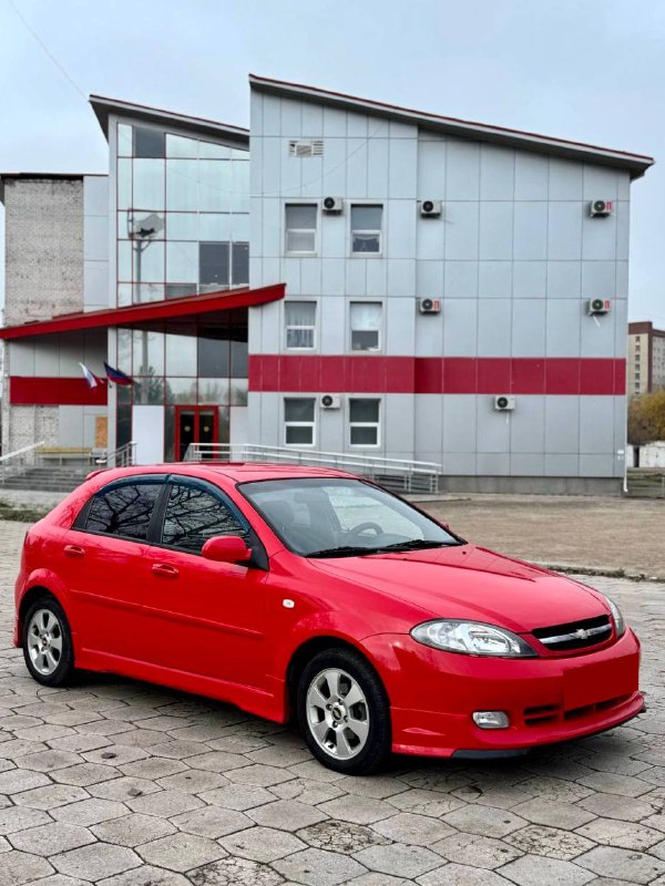 Продаю Chevrolet Lacetti хэтчбек 2009 года в заводском обвесе WTCC Street Edition корейской сборки. ...