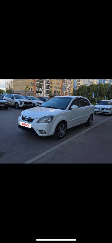 Казань!!!Продается Kia Rio белого цвета 2011 года.
пробег 452.000км. Объем двигателя 1,4л и мощность...