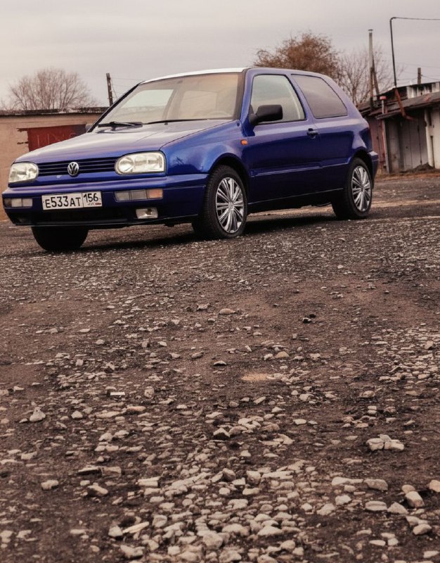 Продам гольфа 3 на ходу, мотор 1.6 инжектор, механика, простенькая музыка с bt, сигналка, цена 150к,...