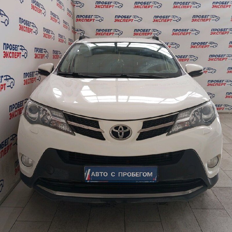 Продам машину таёта раф 4...