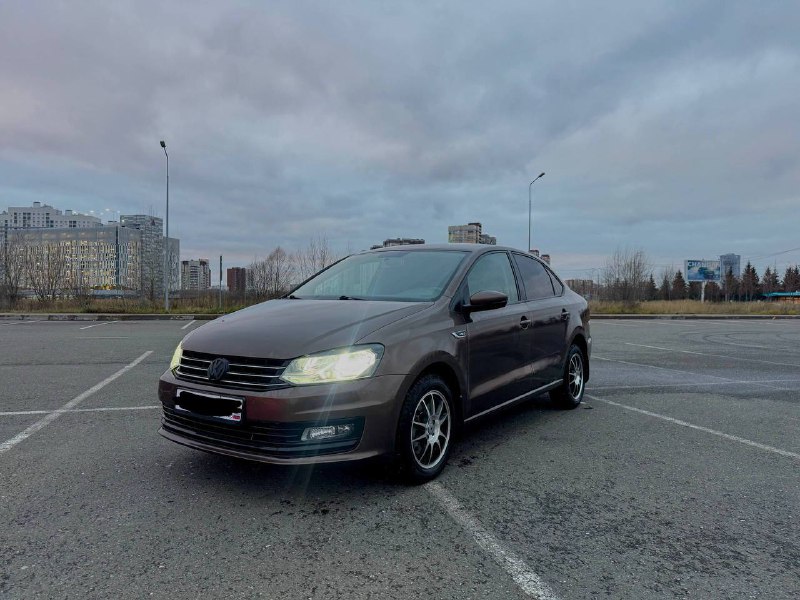 VW Polo 2019-2020 год. 2 хозяина. 102 родного пробега. Зеленая автотека. 1.6 110 сил. Автомат. Макси...